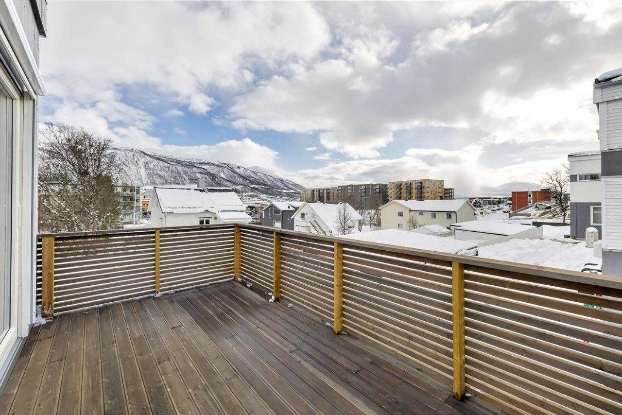 Kais Sauna, Jacuzzi, Cinema And Balcony House! Central Location Tromsø Exteriör bild
